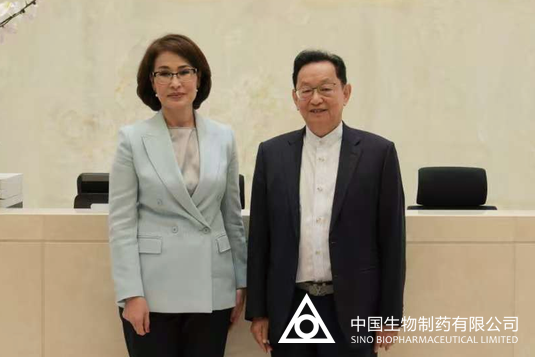 哈萨克斯坦卫生部长一行会见正大集团资深副董事长、中国生物制药创始主席谢炳，共商合作机遇。